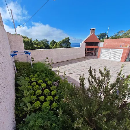 Дом отдыха Eiras Al Ilha Da Madeira Санта-Крус